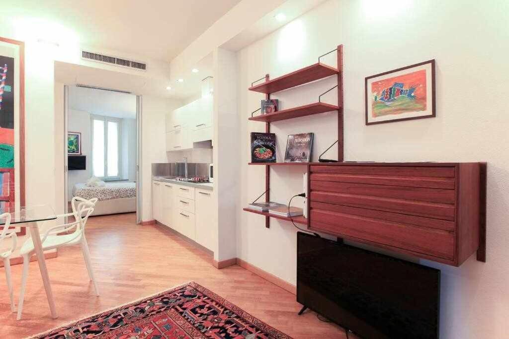 Brera Area Lovely Close To Piazza Duomo Appartement