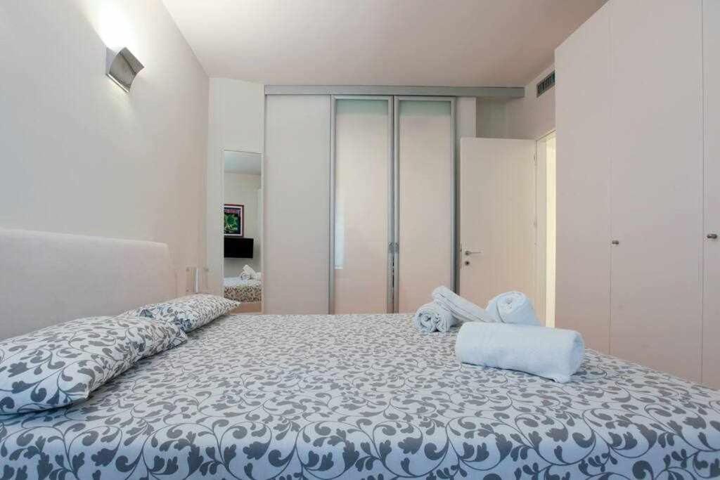 Brera Area Lovely Close To Piazza Duomo Appartement